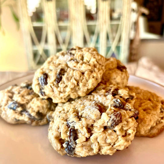 Oatmeal Raisin Cookies (13 cookies)